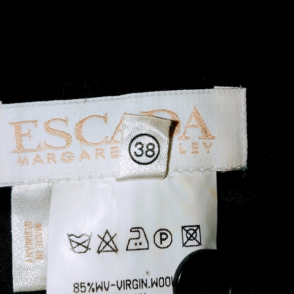 STUNNING ESCADA 8 BLACK BOUCLE LAMBSKIN PATENT LEATHER SIGN BUTTONS SKIRT SUIT - Picture 10 of 16